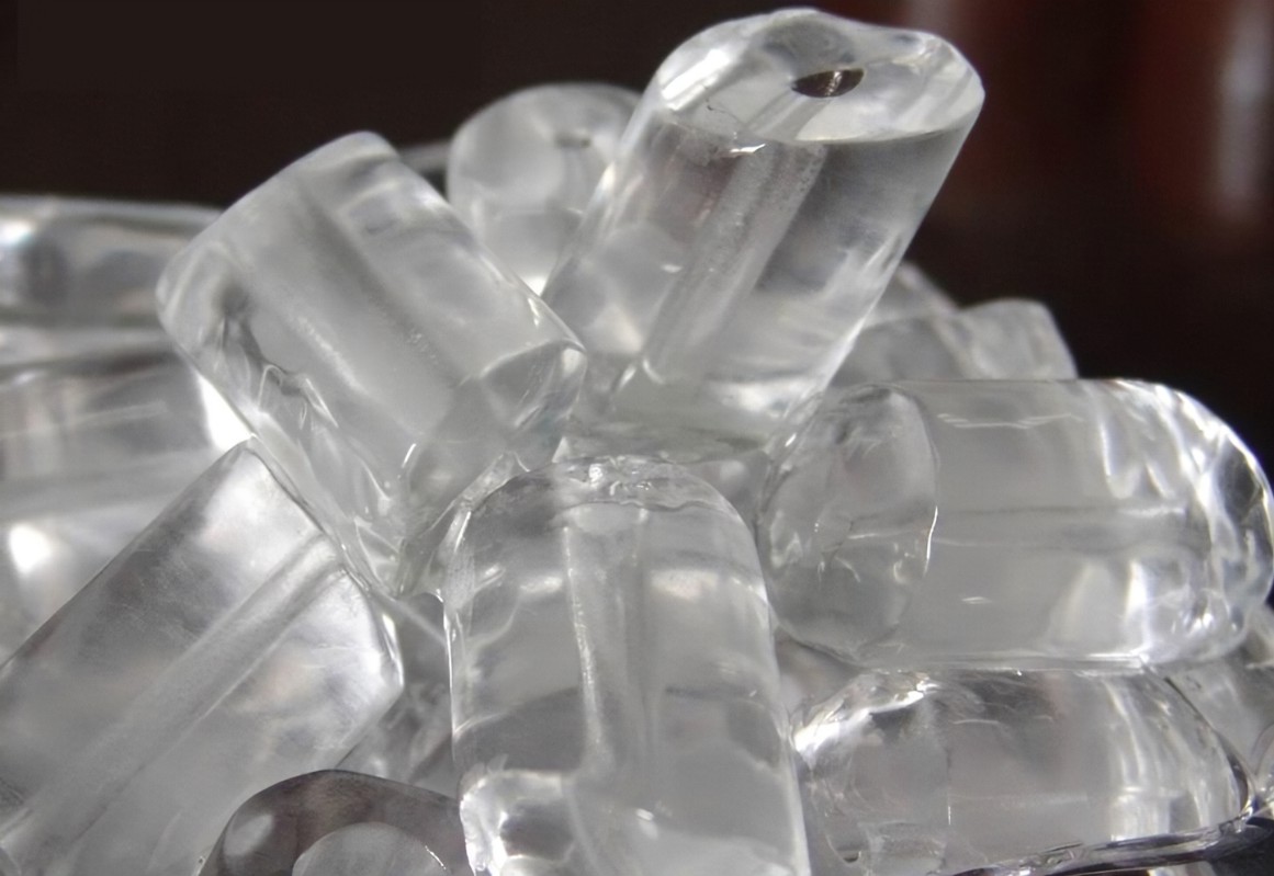 clear tube ice produced by Focusun tube ice machine