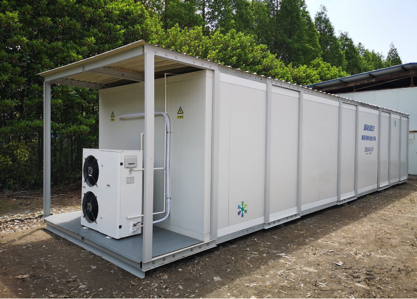 Focusun high-efficiency cold storage room featuring a stable vapor-compression refrigeration cycle for industrial logistics.
